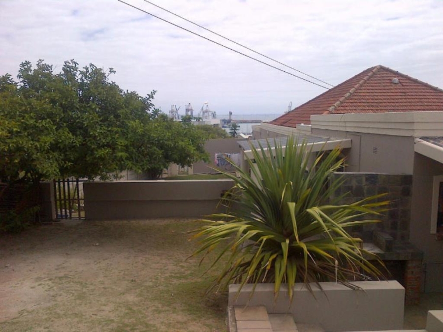To Let 1 Bedroom Property for Rent in Humerail Eastern Cape